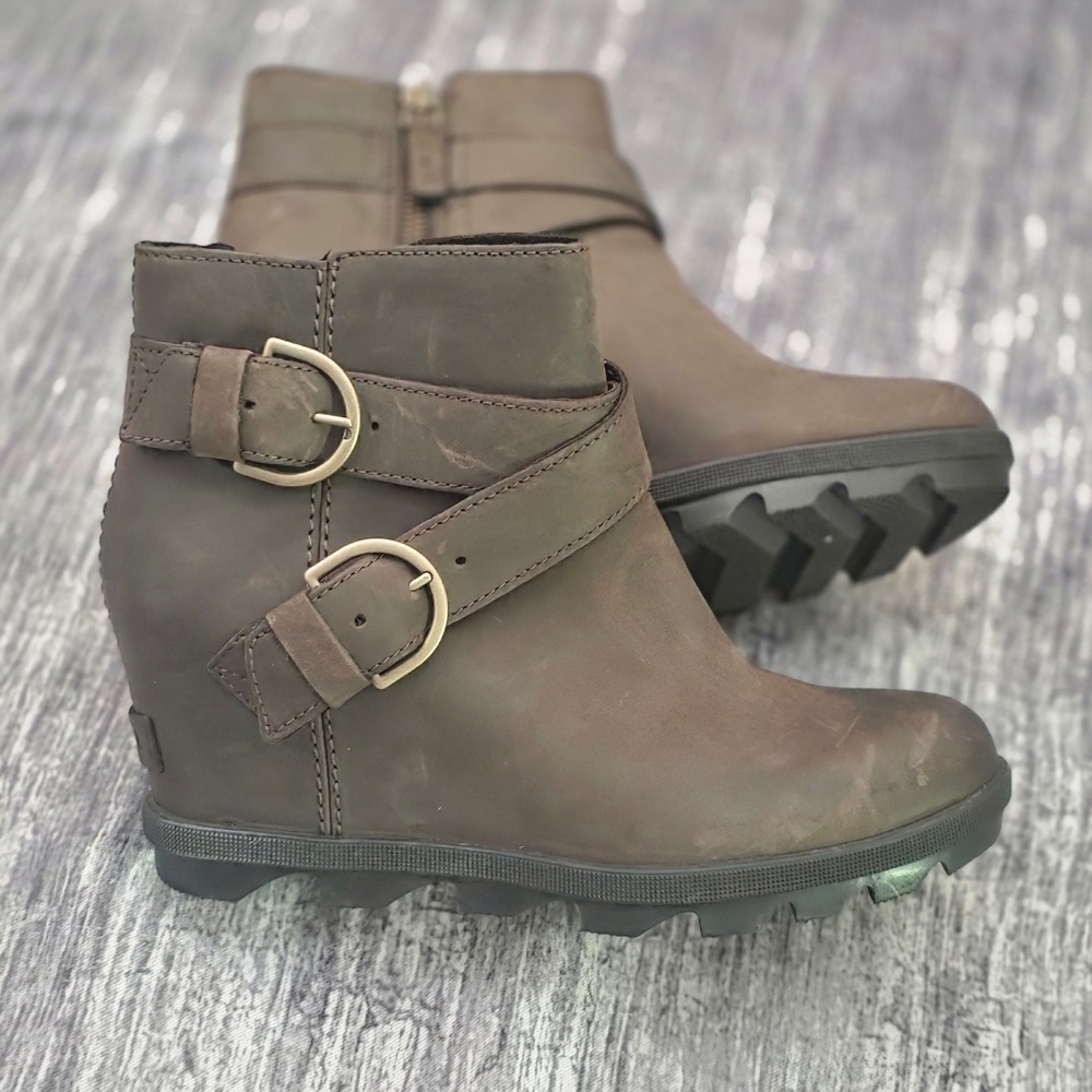 Sorel Arctic‎ Wedge II Ankle Boots Brown Leather Buckle NL3761-205 Womens 8